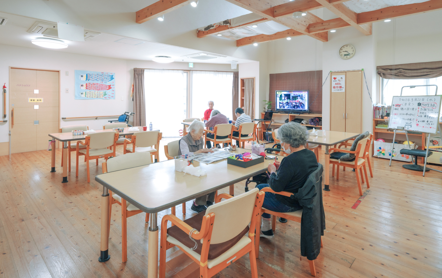 芳生あやめ館 施設の雰囲気1