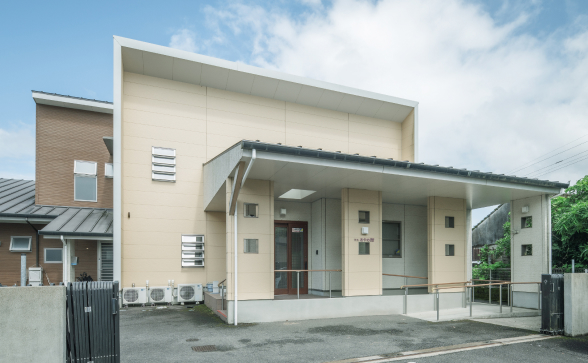小規模多機能型居宅介護 芳生あやめ館